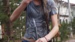 Jeansgirlisgettingwet_pics