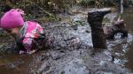 MudbathforAlice_pics