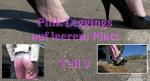 Pink_Leggings_auf_leerem_Platz_3