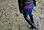 Lesillaleatherbootsredleatherglovesriver