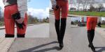 Rote_Vinyl_Leggings_und_Overknees_5