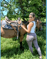 Goddess_Adrianna_in_leggings_in_Joaquin