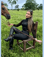 Sexy_goddess_in_black